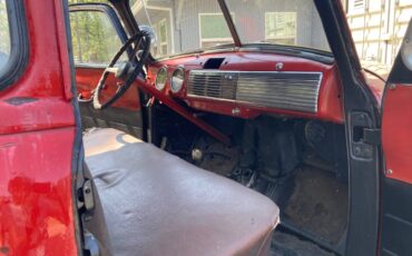 Chevrolet-thriftmaster-1948-red-12