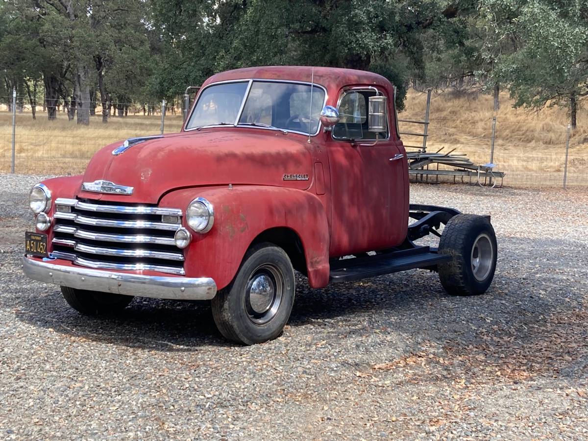 Chevrolet-thriftmaster-1948-red-13