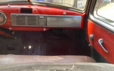 Chevrolet-thriftmaster-1948-red-16