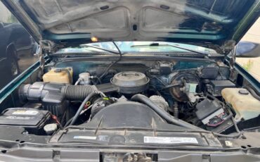 Chevrolet-truck-1500-1995-green-1