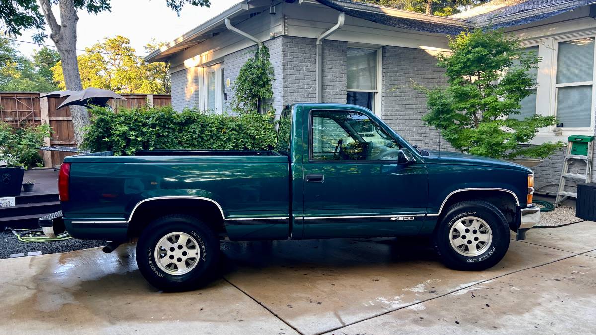 Chevrolet-truck-1500-1995-green-14