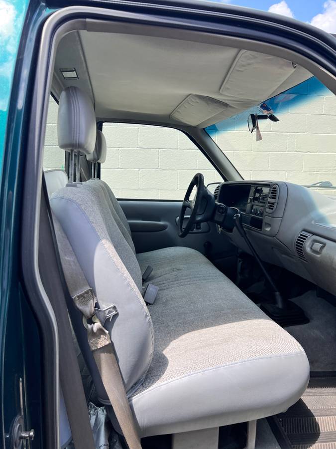 Chevrolet-truck-1500-1995-green-8
