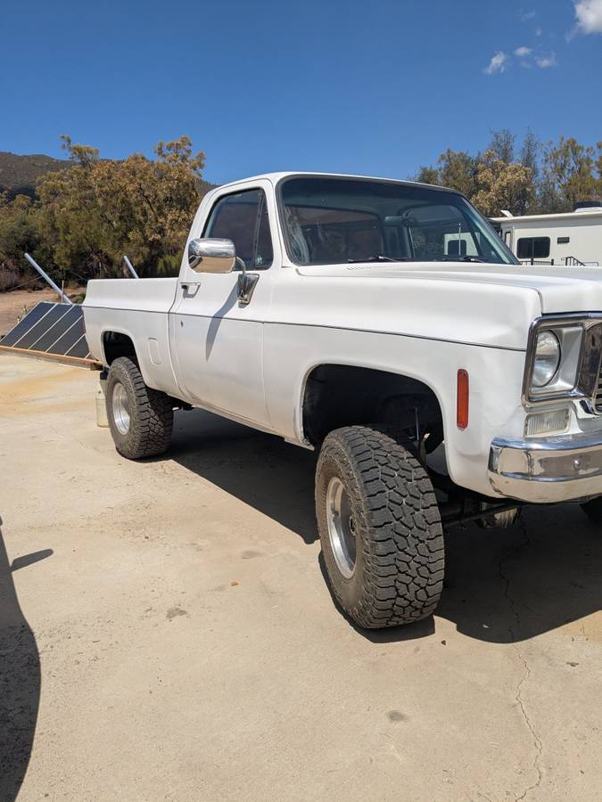 Chevrolet-truck-1973-white-6