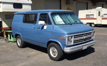 Chevrolet-van.-1989-blue-6