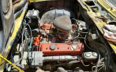 Chevrolet-vega-1971-yellow-2