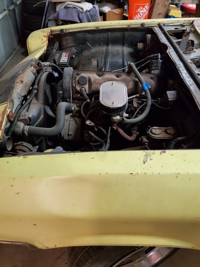 Chevrolet-vega-1971-yellow-6