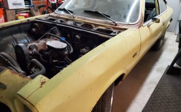 Chevrolet-vega-1971-yellow-8