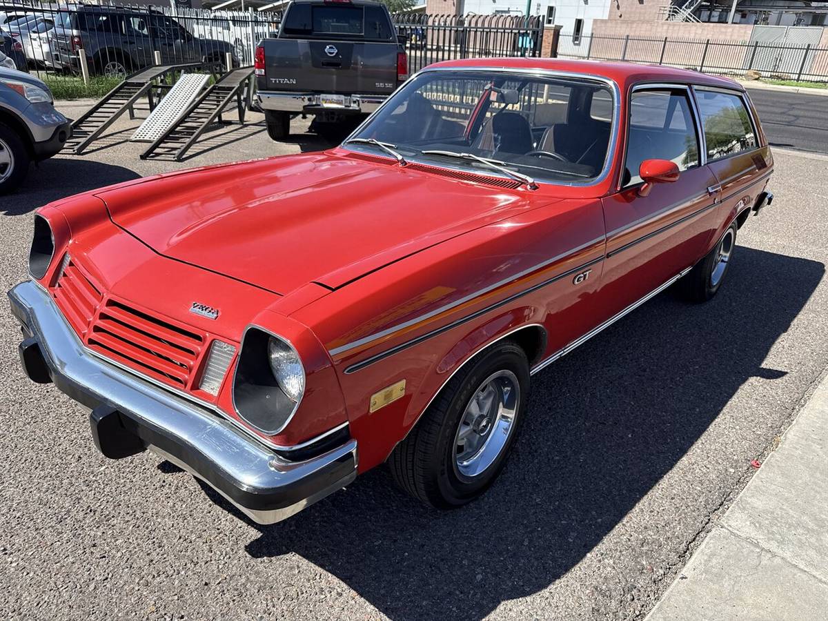 Chevrolet-vega-gt-1975-red-2