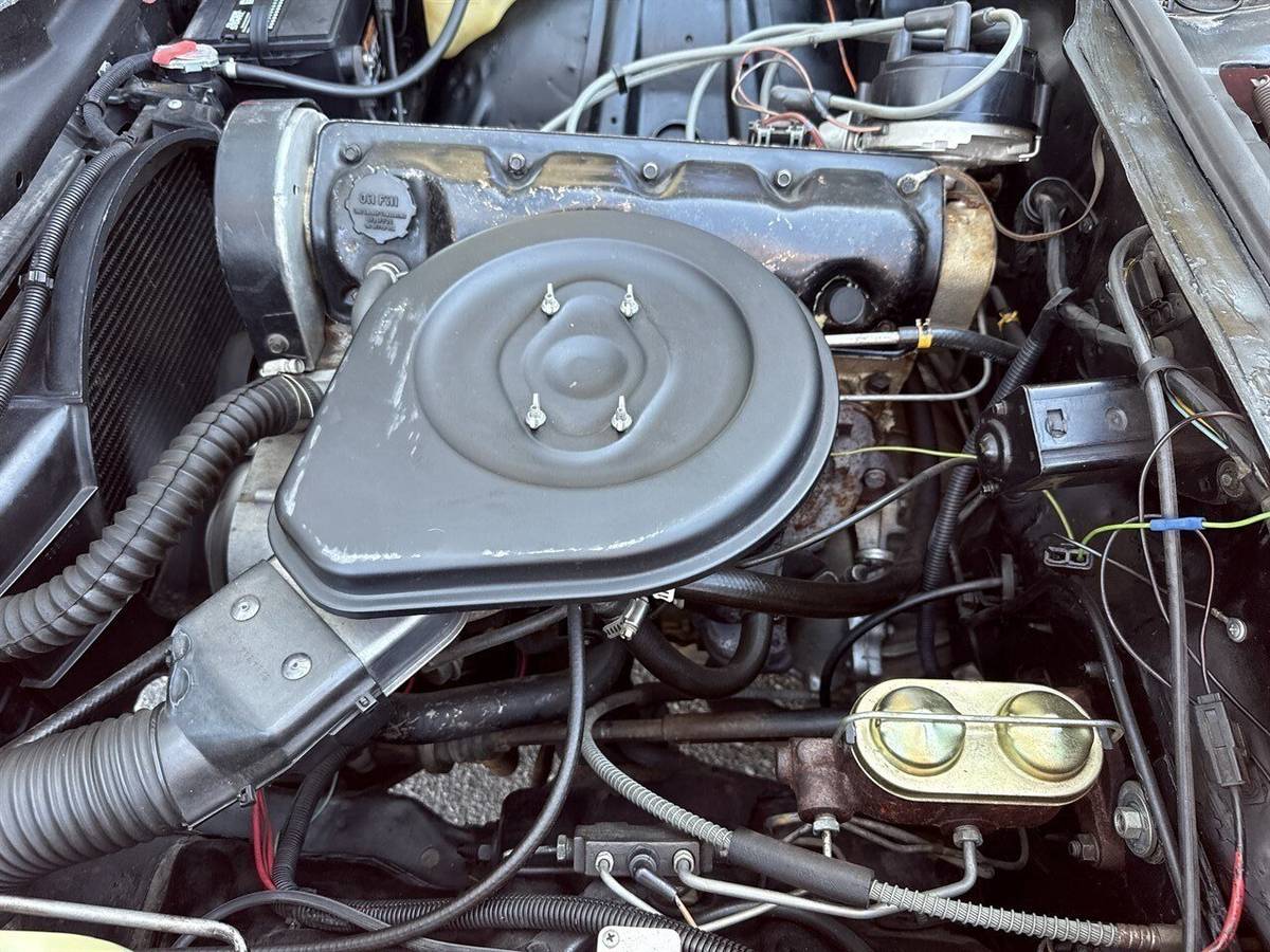 Chevrolet-vega-gt-1975-red-9
