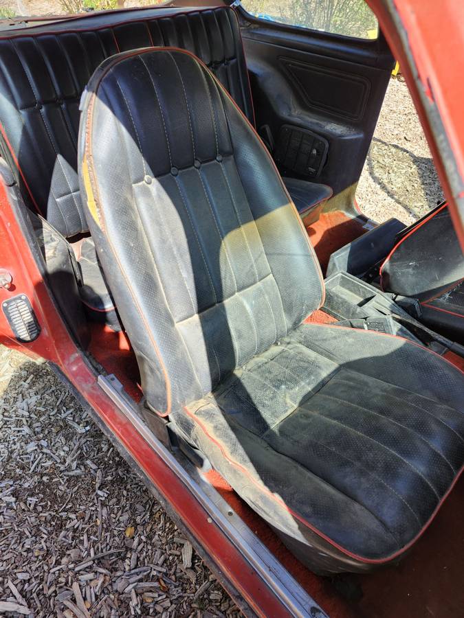 Chevrolet-vega-gt.-1974-orange-10