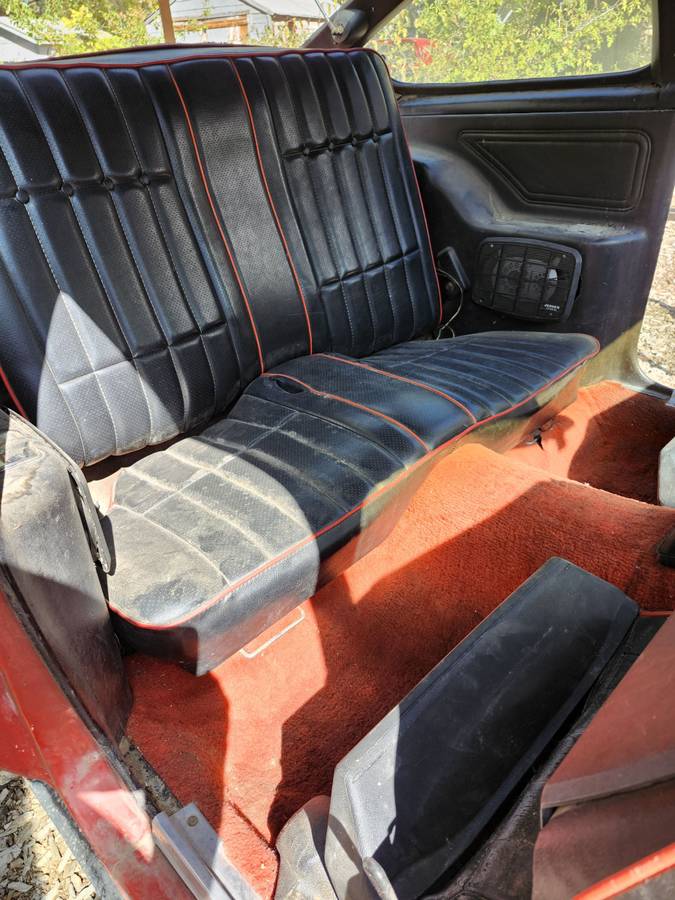 Chevrolet-vega-gt.-1974-orange-13