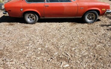 Chevrolet-vega-gt.-1974-orange-20