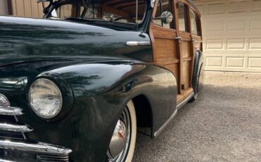 Chevrolet-woody-1948-green-1