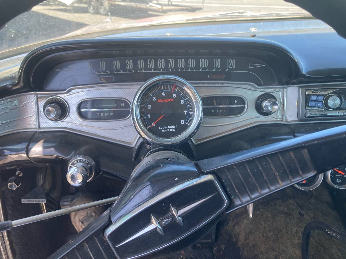 Chevrolet-yeoman-1958-black-9