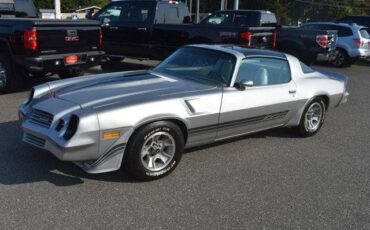 Chevrolet-z28-base-1980-silver-10