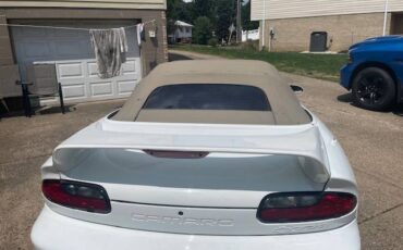 Chevrolet-z28-camaro-convertible-1996-white-1