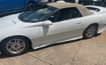 Chevrolet-z28-camaro-convertible-1996-white-2