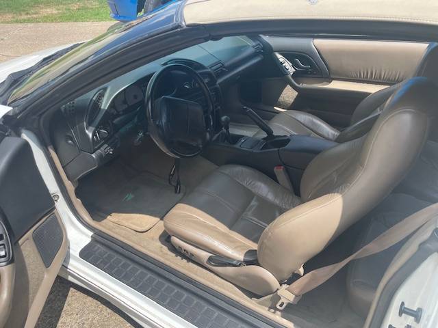 Chevrolet-z28-camaro-convertible-1996-white