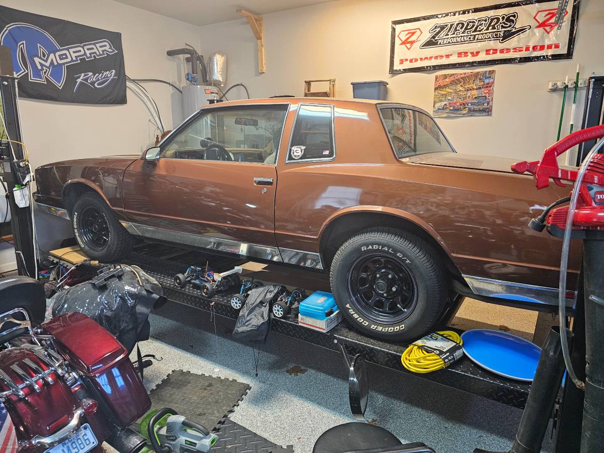 Chevty-monte-carlo-1986-brown-2