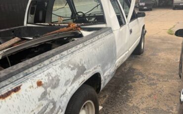 Chevy-1500-1995-white-3