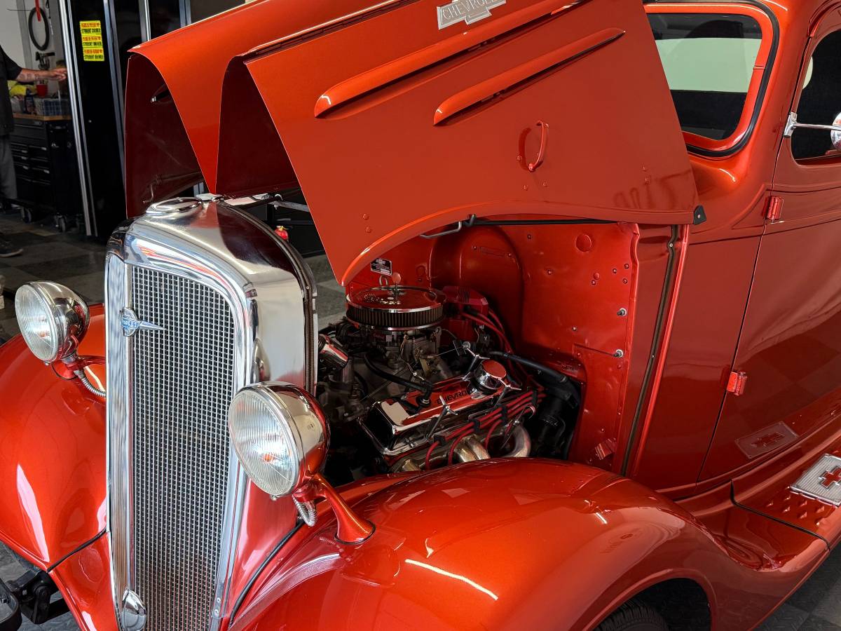 Chevy-1936-orange-26