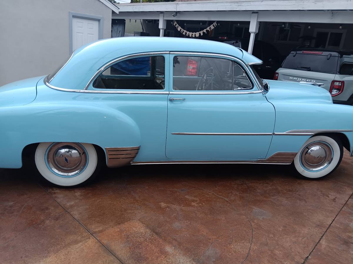 Chevy-1951-blue-2