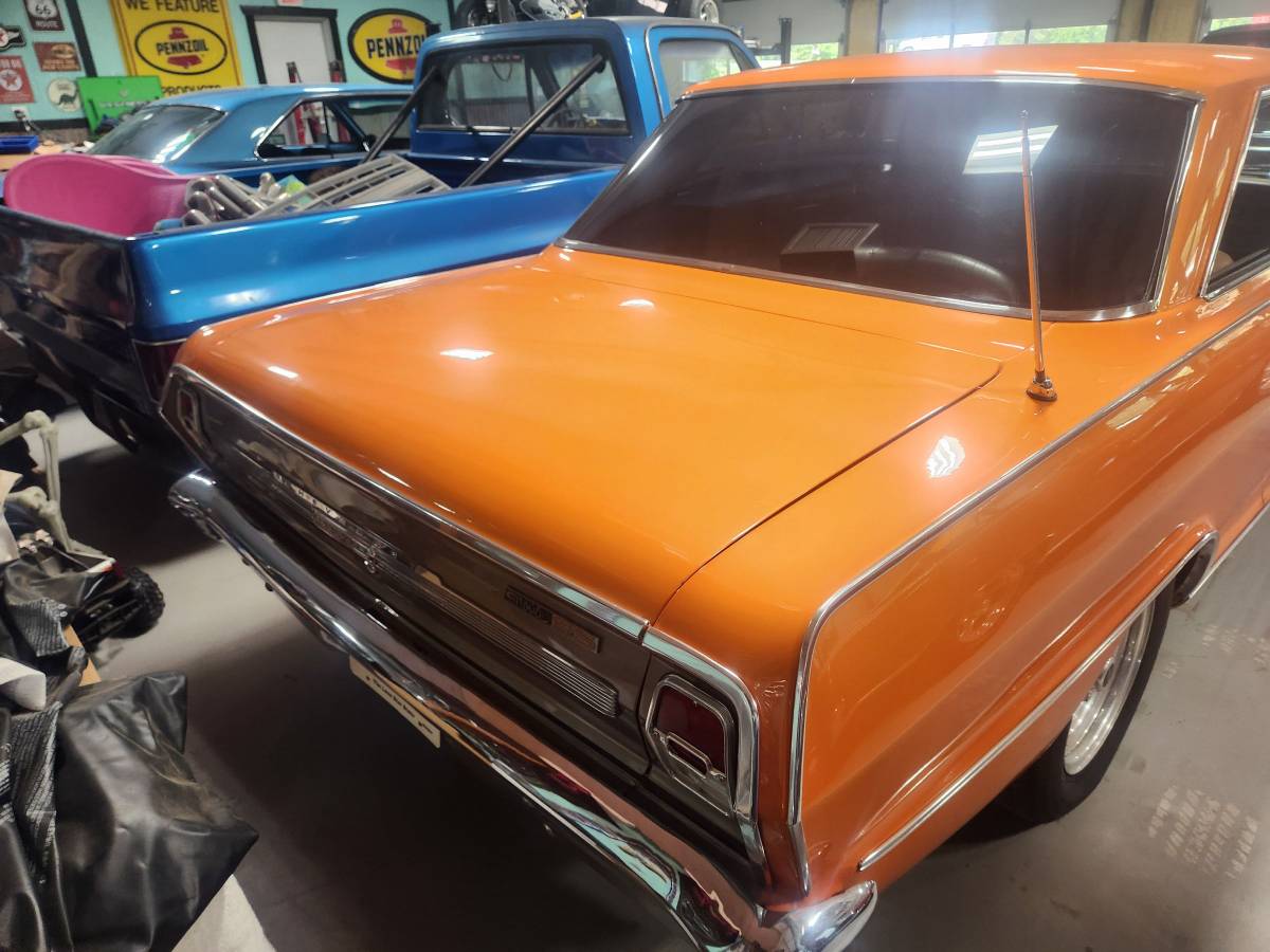 Chevy-1964-orange-22
