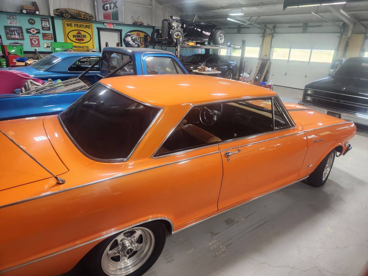 Chevy-1964-orange-23