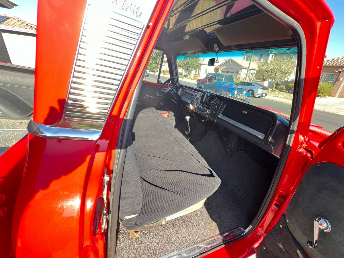 Chevy-1965-red-1
