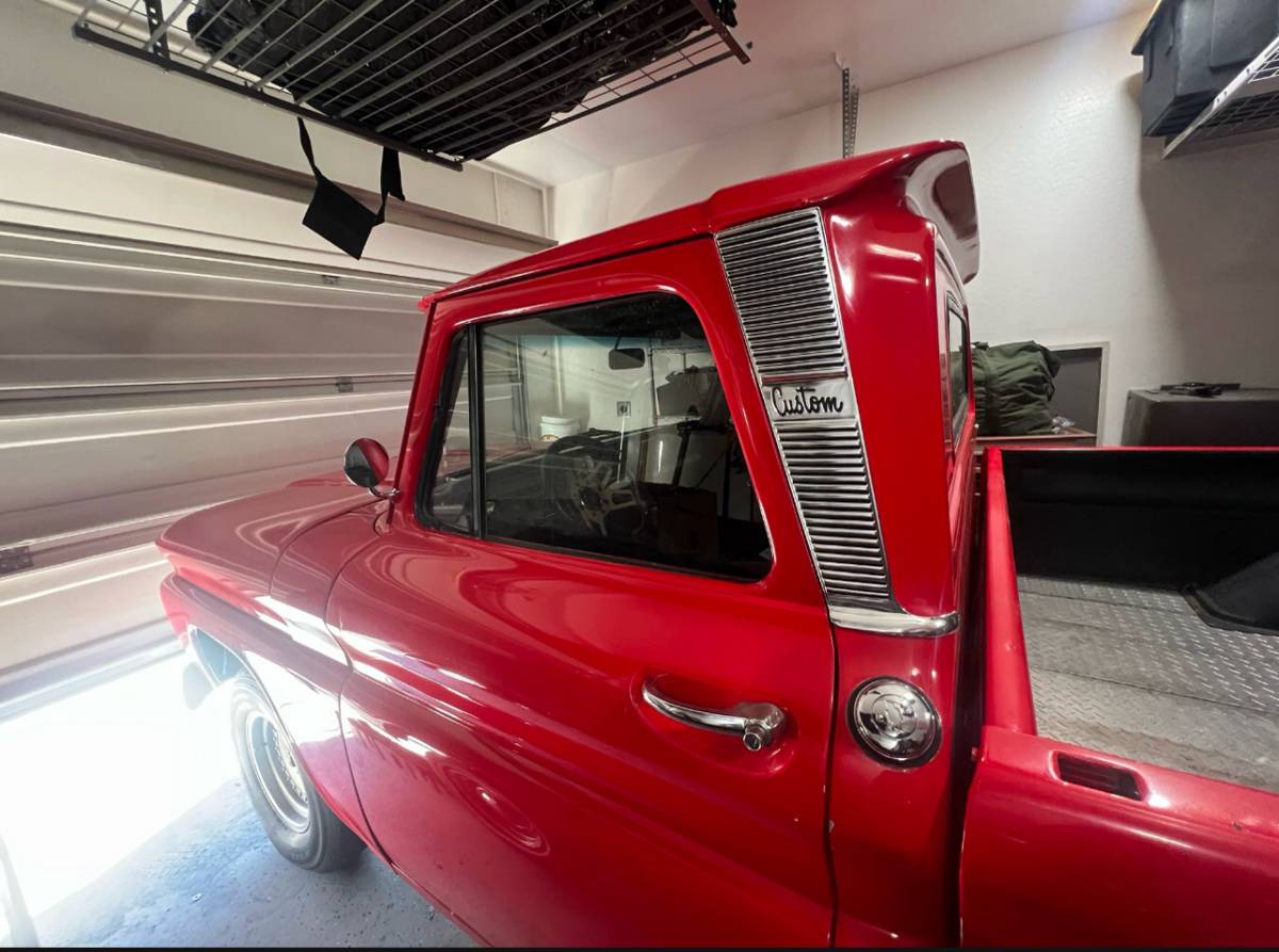 Chevy-1965-red-12