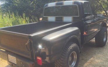 Chevy-1968-black-3
