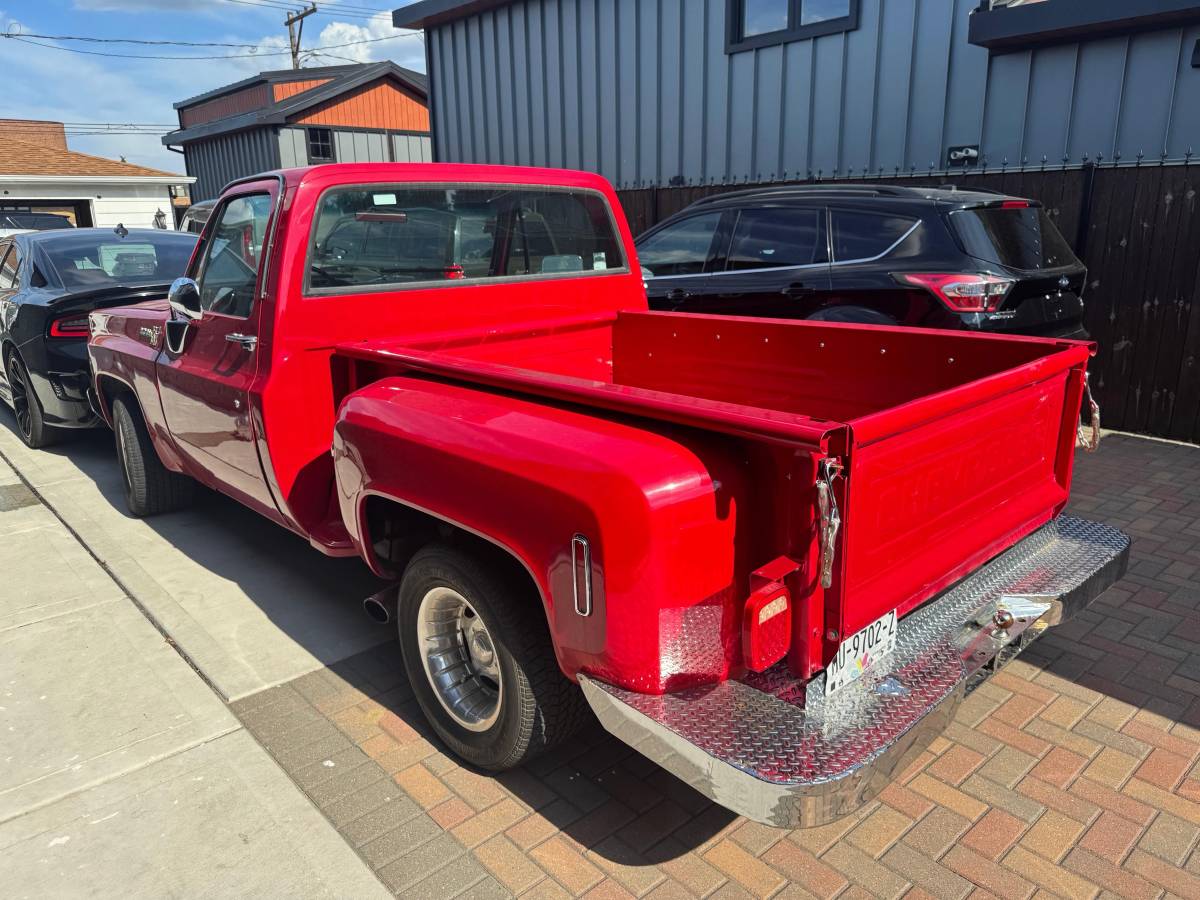 Chevy-1977-red-14