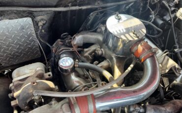 Chevy-1977-red-3