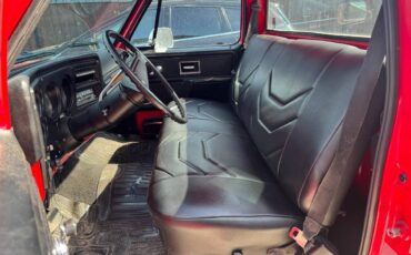 Chevy-1977-red-7