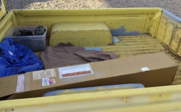 Chevy-1978-yellow-6