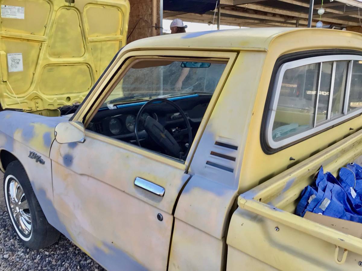 Chevy-1978-yellow-9