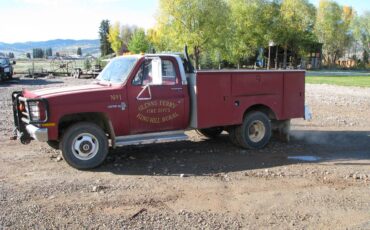 Chevy-1982-red