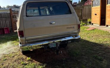 Chevy-1988-yellow-6