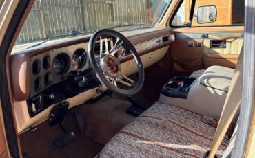 Chevy-1988-yellow-8