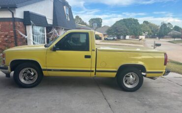 Chevy-1991-yellow-4