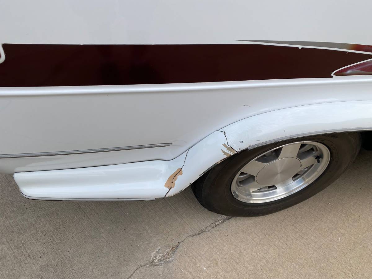 Chevy-2500-1995-white-14