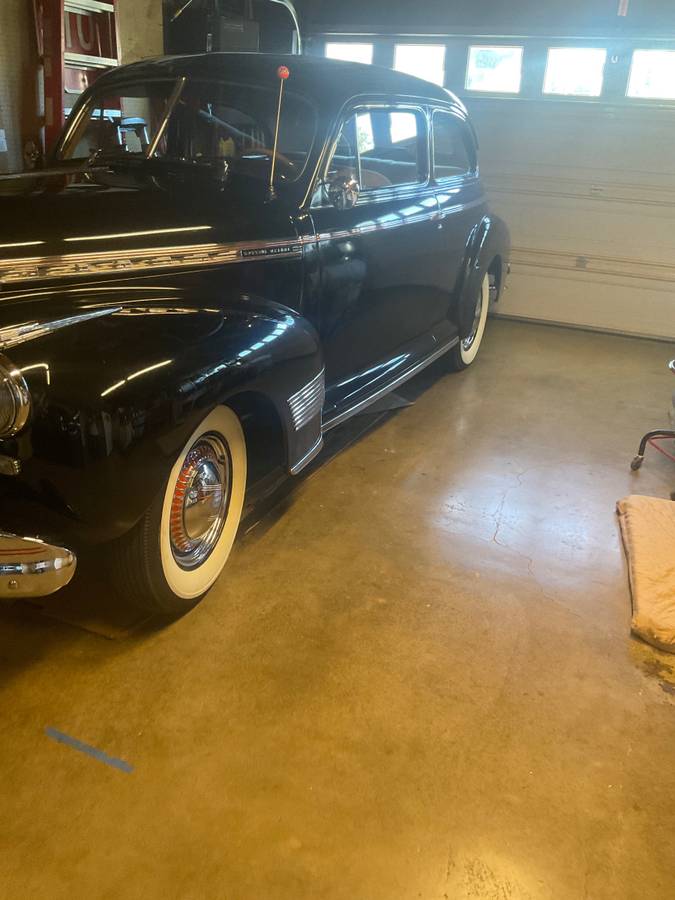 Chevy-2dr-sedan-special-deluxe-1941-black-2