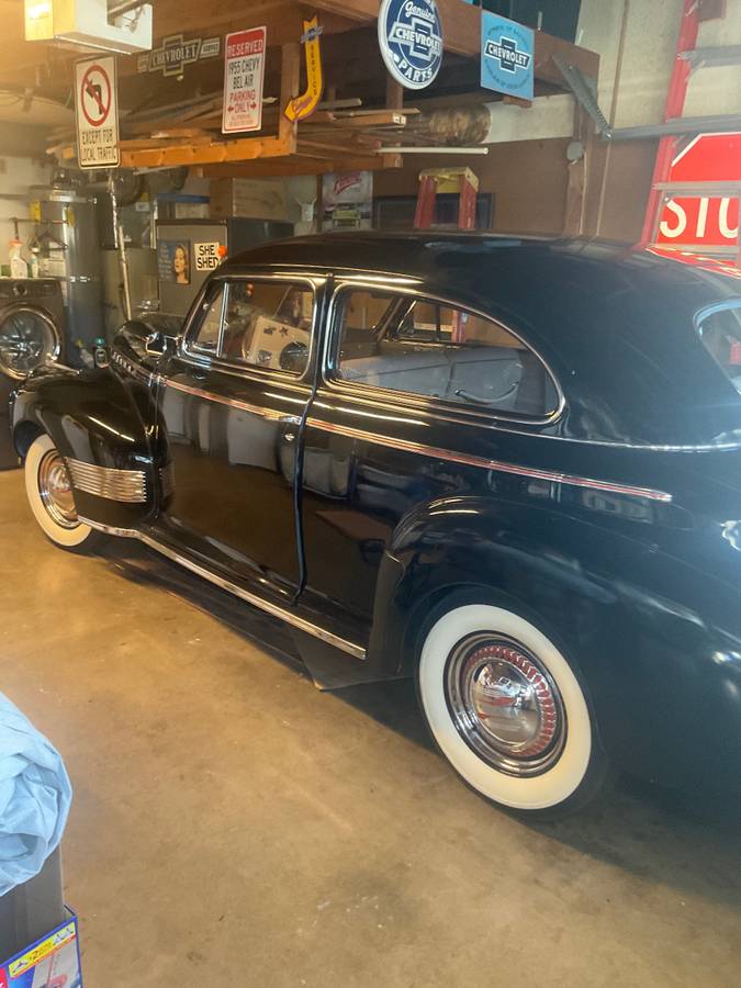 Chevy-2dr-sedan-special-deluxe-1941-black-7
