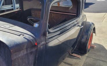 Chevy-3-window-coupe-1934-black-9
