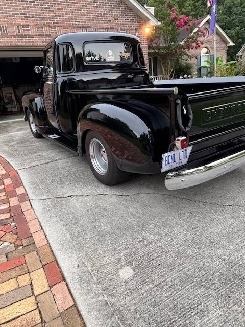Chevy-3100-pickup-1952-black-36