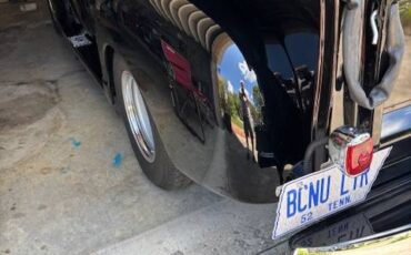 Chevy-3100-pickup-1952-black-5