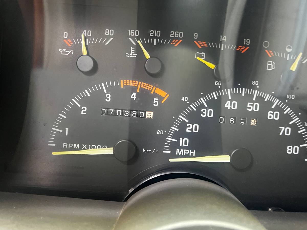 Chevy-3500-diesel-1994-black-1