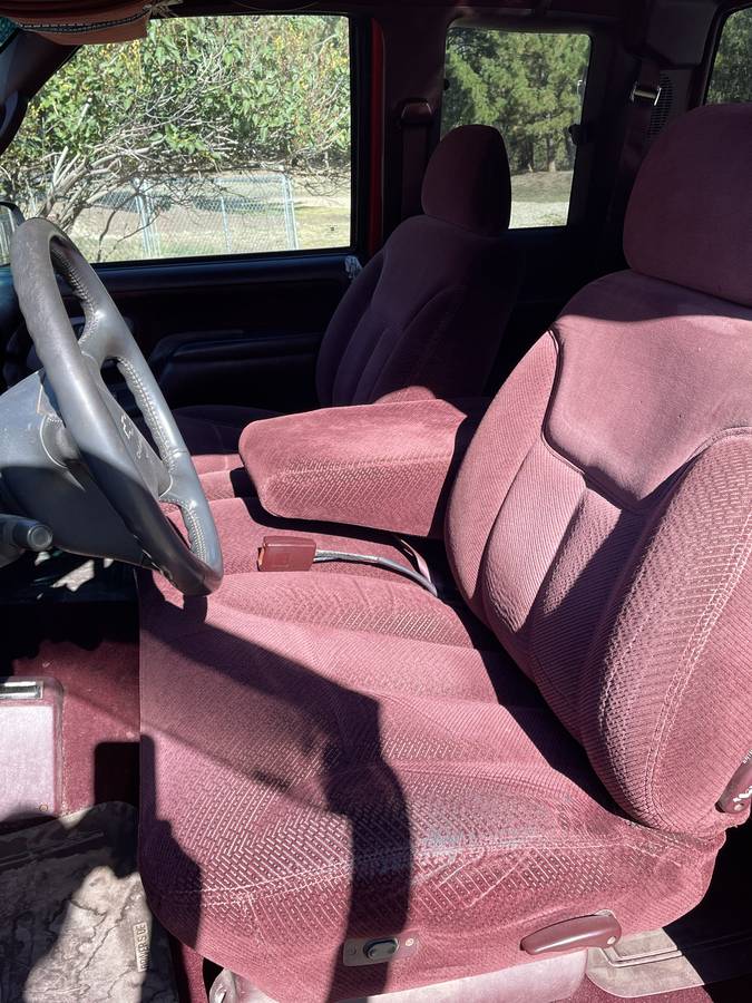 Chevy-3500-truck-1995-red-15