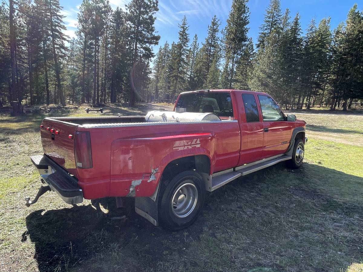 Chevy-3500-truck-1995-red-3
