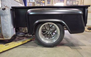 Chevy-apache-1957-black-2